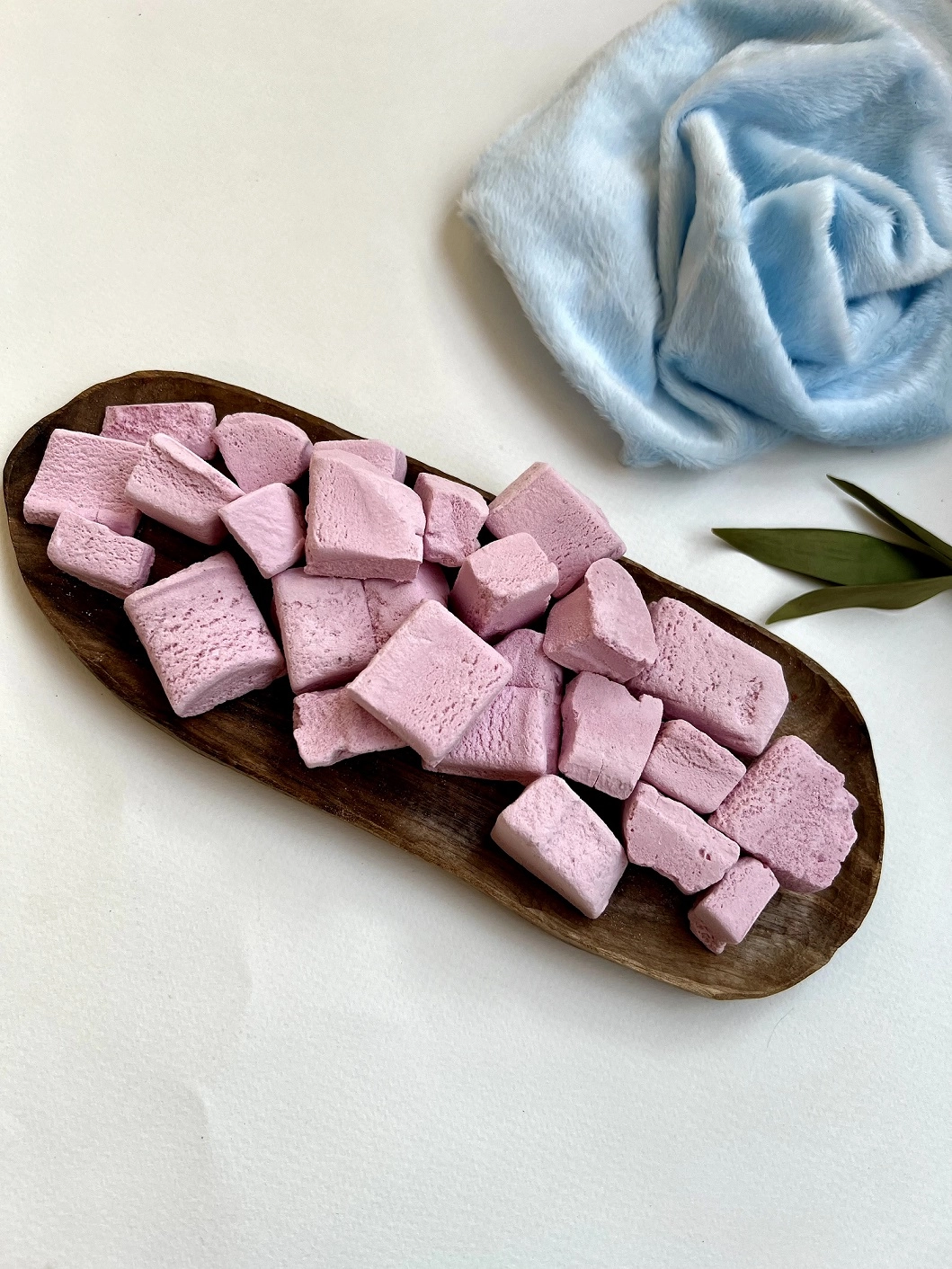خرید اینترنتی و انلاین محصولات فریز درایر در تردینا بستنی خشک توت فرنگی 